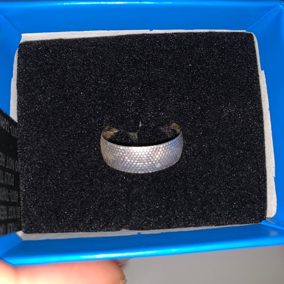 Sterling beaded textured band ring size 7 - Picture 5 of 7